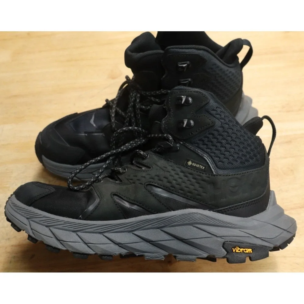Hoka One One hoka one